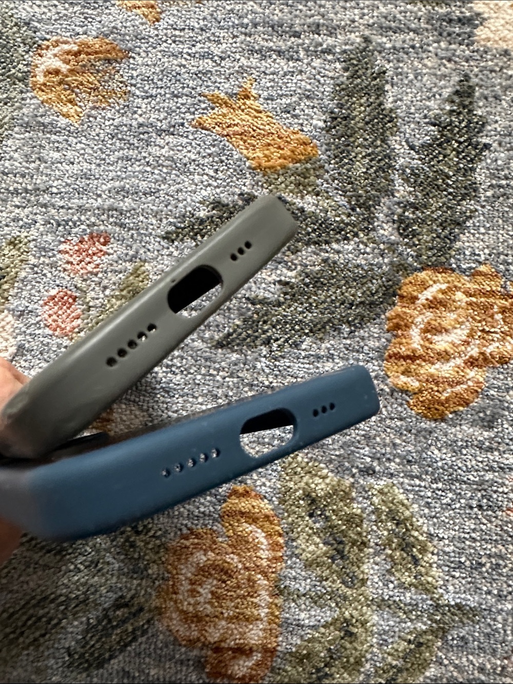 Apple MagSafe iPhone 13 Pro Silicone Cases in Navy & Grey - Picture 3 of 6